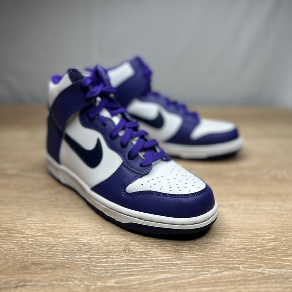Nike Dunk High - Picture 6 of 9